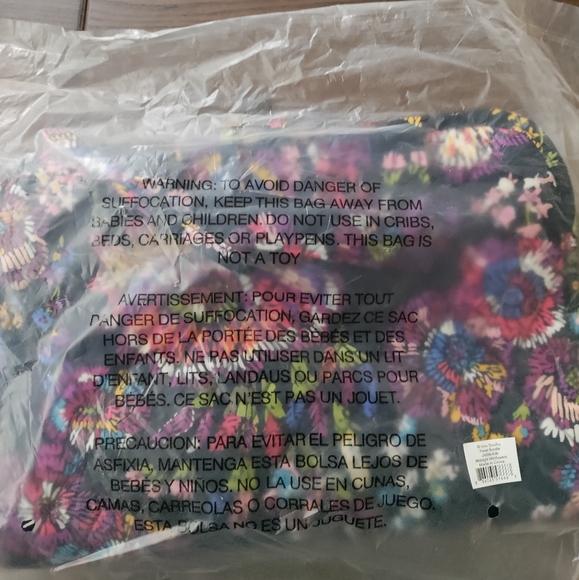 NWT Vera Bradley Travel Bundle in Midnight Wildflowers pattern - Picture 2 of 10